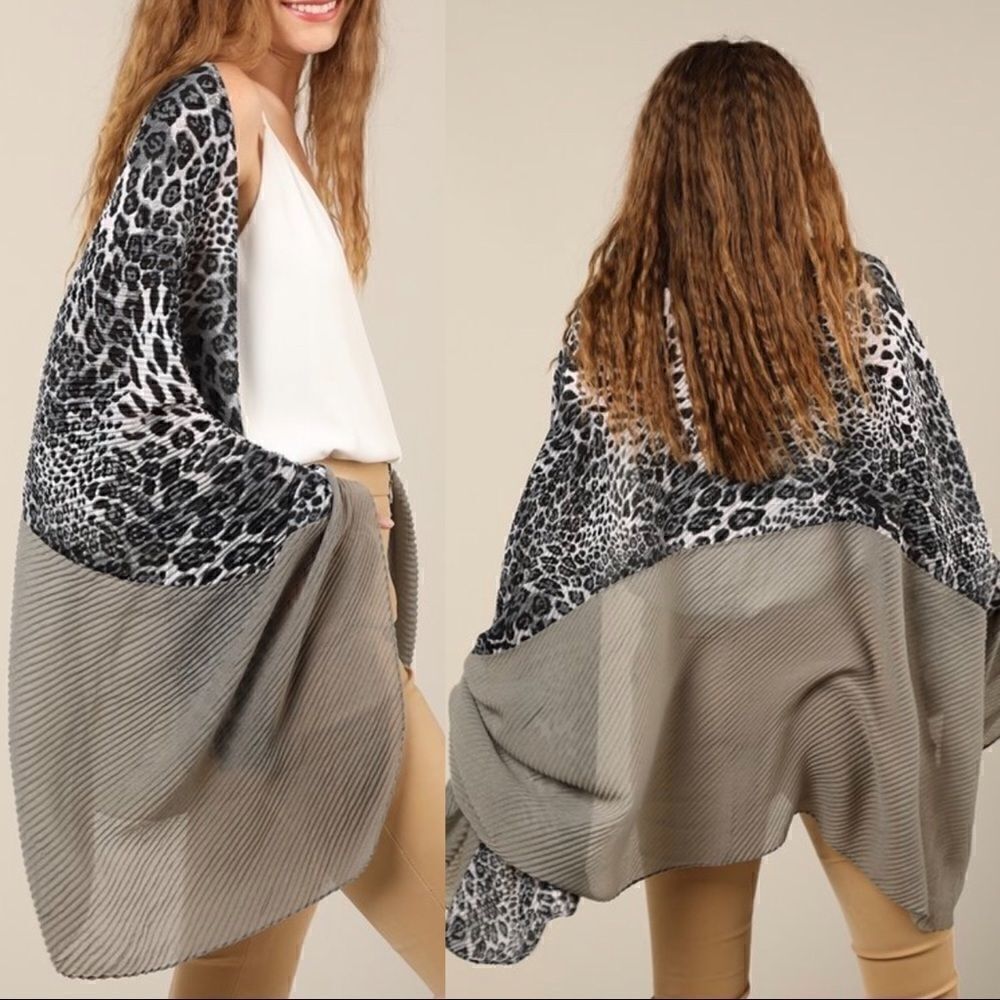 Grey Leopard Print & Solid Pleated Versatile Long Scarf - Picture 7 of 11